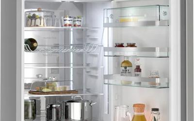 Siemens KG39NAIAU Koel-vriescombinatie Zilver