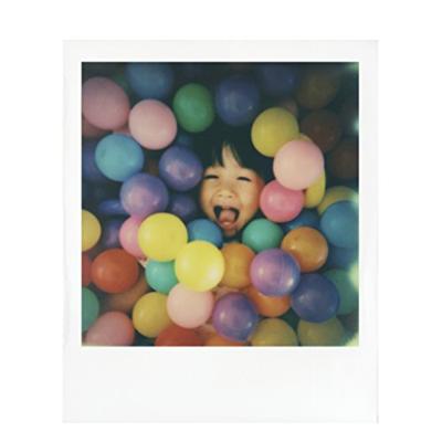 Polaroid 600 Color Point-and-shoot filmcamera - thumbnail