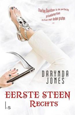 Eerste steen rechts - Darynda Jones - ebook