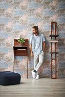 Livingwalls Metropolitan Stories 2 beige behang | 378581 - thumbnail