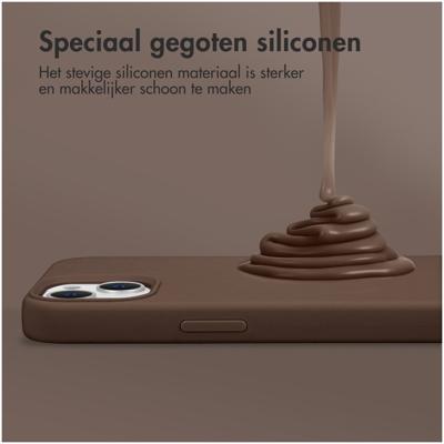 Accezz Liquid Silicone Backcover met MagSafe voor Samsung Galaxy S25 Ultra Telefoonhoesje Bruin Accezz Liquid Silicone Backcover met MagSafe voor Samsung Galaxy S25 Ultra Telefoonhoesje Bruin
