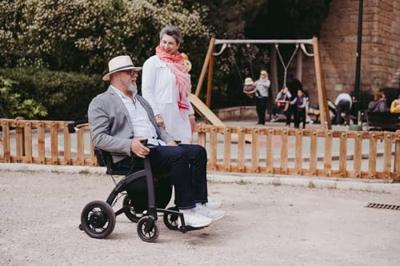 Rollz Motion Electric - Elektrische rolstoel & Rollator in één | Opvouwbaar | Kleur: Zwart | 2010RE0001 - thumbnail
