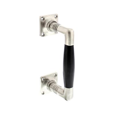 Greep Ton Basic 75/150mm op vierkant rozet nikkel mat/ebbenhout Greep Ton Basic 75/150mm op vierkant rozet nikkel mat/ebbenhout