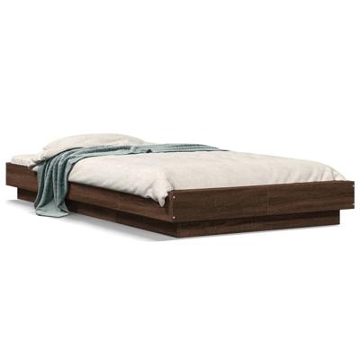 Bedframe met LED-verlichting bruin eikenkleurig 135x190 cm