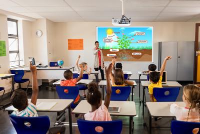 Epson EB-X49 Beamer 3LCD 3600 ANSI-lumen 1024 x 768 XGA 2x VGA-ingang, Automatische keystone-correctie, Geïntegreerde luidspreker, Met afstandsbediening,