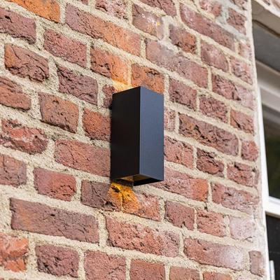 Miles S LED wandlamp - dimbaar - up en down light - 3000K warm wit- 10 Watt 820 lumen- IP65 waterdicht - Zwart - buitenverlichting