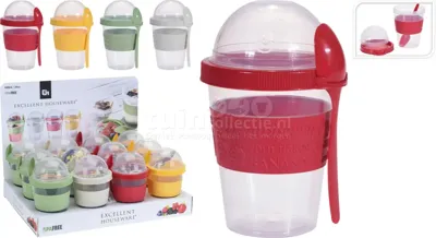 Yoghurtbeker met Lepel 600ml Assorti 1st Yoghurtbeker met Lepel 600ml Assorti 1st