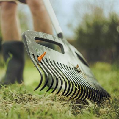 Fiskars 1027037 Bladbezem