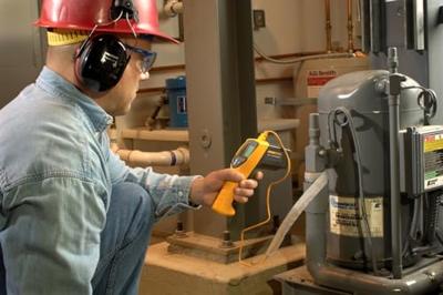 Fluke 561 Infrarood-thermometer Optiek 12:1 -40 - +550 °C Contactmeting Fluke 561 Infrarood-thermometer Optiek 12:1 -40 - +550 °C Contactmeting