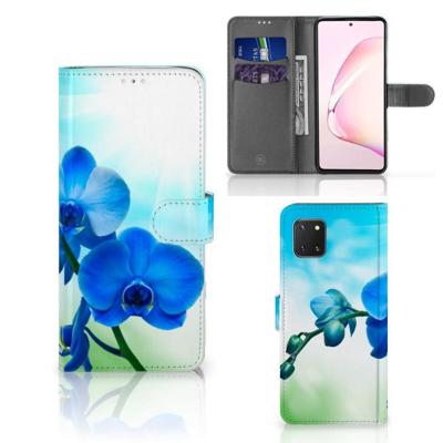 Samsung Note 10 Lite Hoesje Orchidee Blauw - Cadeau voor je Moeder Samsung Note 10 Lite Hoesje Orchidee Blauw - Cadeau voor je Moeder