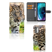 Motorola Moto G51 5G | Telefoonhoesje | Met pasjeshouder | Baby Luipaard - thumbnail