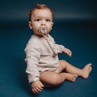 Siliconen fopspeenclip Colour Essence SUAVINEX lichtroze - thumbnail