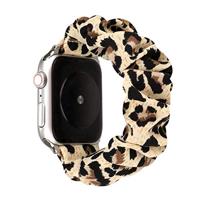 Elastisch scrunchie nylon bandje - Panterprint - Geschikt voor Apple Watch 44mm / 45mm / 46mm / 49mm - thumbnail