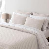 Sprei Pierre Cardin LINO Beige Bed van 150 - thumbnail
