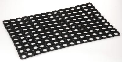 Deurmat 50x80cm Rubber Zwart Met Gaten Deurmat 50x80cm Rubber Zwart Met Gaten
