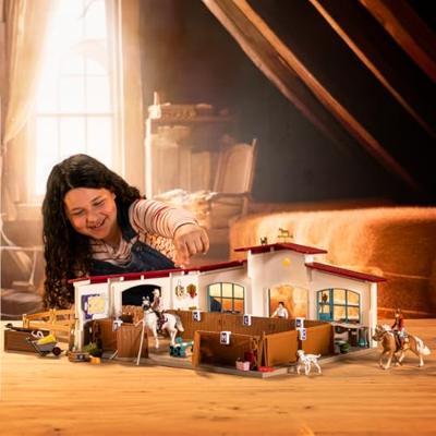 Grand Manege Equestre, Figuur- en accessoiredoos, Schleich 42639 Horse Club, Voor kinderen vanaf 5 jaar Grand Manege Equestre, Figuur- en accessoiredoos, Schleich 42639 Horse Club, Voor kinderen vanaf 5 jaar