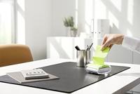 Post-it Super Sticky Z-notes dispenser Pro Color wit, voor ft 76 x 76 mm, inclusief 12 blokken van 90 vel - thumbnail