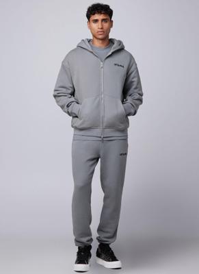Off The Pitch Wardrobe Essential Trainingspak Heren Grijs - Maat L - Kleur: Grijs | Soccerfanshop Off The Pitch Wardrobe Essential Trainingspak Heren Grijs - Maat L - Kleur: Grijs | Soccerfanshop