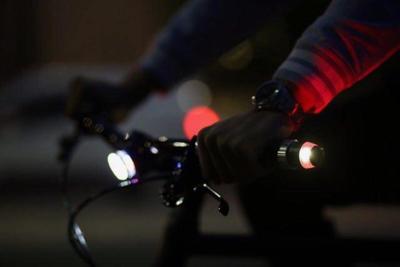 Cycl LED fietsverlichting richting aanwijzer zwart ø 15 cm Cycl LED fietsverlichting richting aanwijzer zwart ø 15 cm