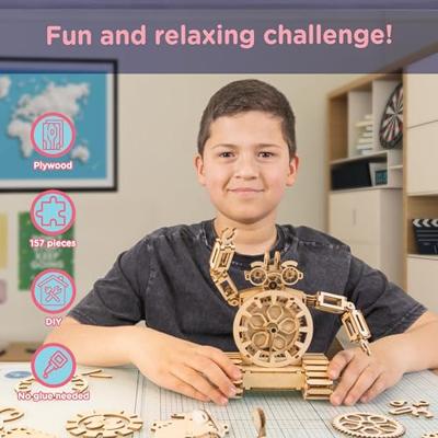 Houten Bouwpakket Volwassenen - Robot Klok Houten Bouwpakket Volwassenen - Robot Klok