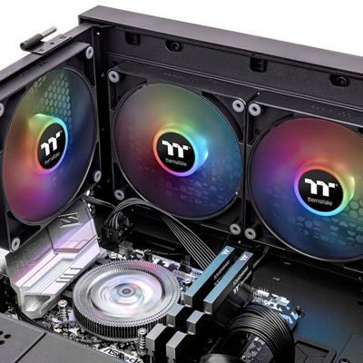 Thermaltake CL-F150-PL14SW-A PC-ventilator Zwart, Transparant, RGB (b x h x d) 140 x 140 x 25 mm Thermaltake CL-F150-PL14SW-A PC-ventilator Zwart, Transparant, RGB (b x h x d) 140 x 140 x 25 mm