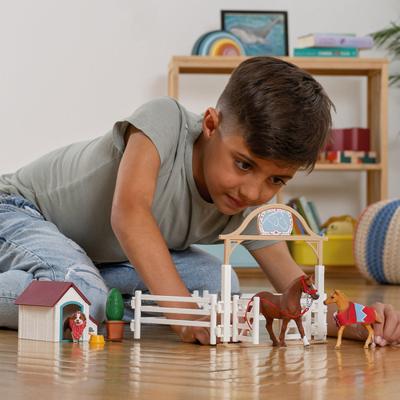 Schleich - Horse Club Horses Gasten van Hannah met Ruby Dog - 42458