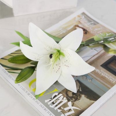 3 takken simulatie mini Lily kunststof nep bloem Home Decoratie fotografie bruiloft Supplies (wit) 3 takken simulatie mini Lily kunststof nep bloem Home Decoratie fotografie bruiloft Supplies (wit)