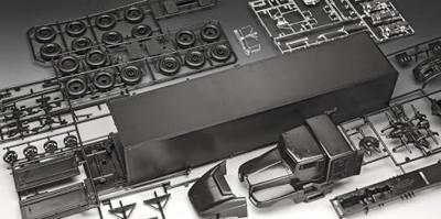 Revell 1/32 Tour Truck AC/DC Power Up