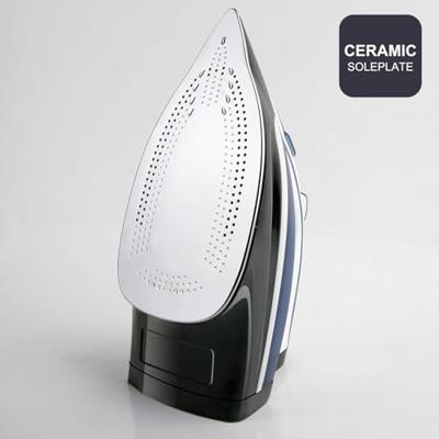 Strijkijzer Black+Decker BXIR2402E