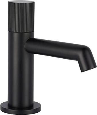 Ben Engraved Line fonteinkraan mat zwart