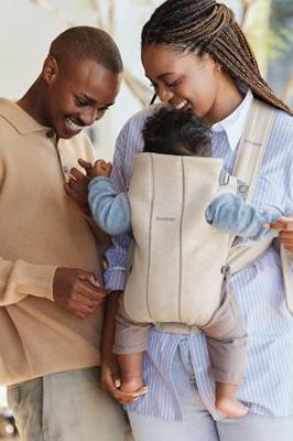 BABYBJÖRN Mini draagzak beige