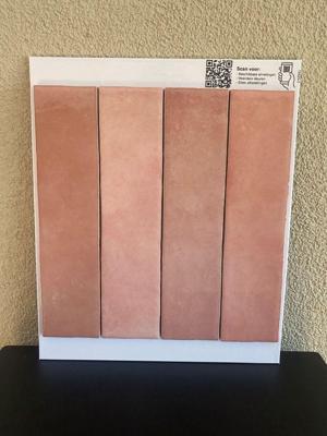 Dubai tegels Pink glans 6x24,6cm Handvorm