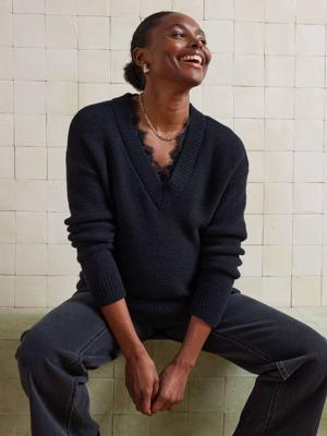 VERTBAUDET zwangerschaps trui met V-hals van schuimbreisel en kant zwart VERTBAUDET zwangerschaps trui met V-hals van schuimbreisel en kant zwart