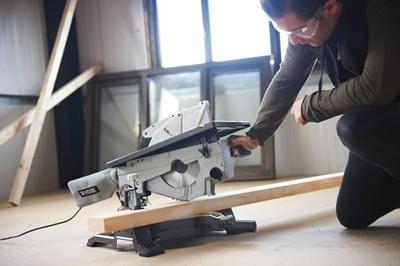 Ryobi RTMS1800-G - 1800w compacte afkortzaag/tafelzaag met laser - 5133002152