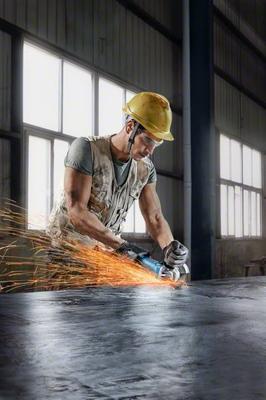 Bosch Professional GWS 880 Haakse Slijper 880W 125mm + 2x Diamantschijf in koffer - 060139600B - thumbnail