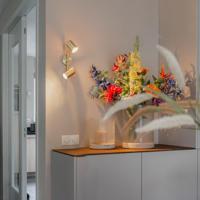 QAZQA Moderne plafondlamp messing 2-lichts verstelbaar - Jeana - thumbnail