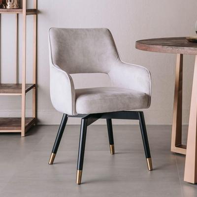 Tower Living Draaibare Eetkamerstoel 'Lenno' Velvet, kleur Beige Tower Living Draaibare Eetkamerstoel 'Lenno' Velvet, kleur Beige