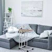 Bijzettafel met wieltjes - 40x30x65 cm - wit frame hout - bank, sofa, bed - thumbnail