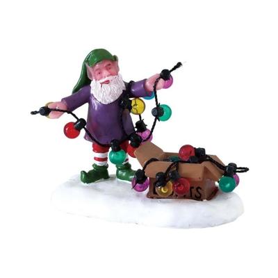 Lemax untangling the lights kerstdorp figuur type 2 Santa&apos;s Wonderland 2018