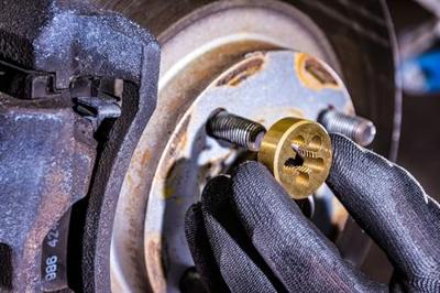 VIGOR draadsnij set "v7181 thread cutter set for wheel bolts