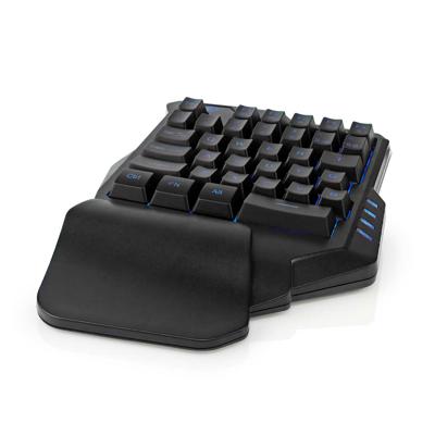 Nedis Bedraad Gaming Toetsenbord | USB Type-A | Membrane Toetsen | RGB | Enkelhandig | Universeel | USB Gevoed | Lengte stroomkabel: 1.60 m | Gaming -