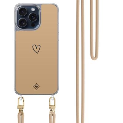 iPhone 15 Pro Max hoesje met beige koord - Hart bruin iPhone 15 Pro Max hoesje met beige koord - Hart bruin