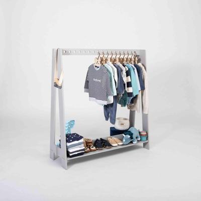 Montessori kledingrek