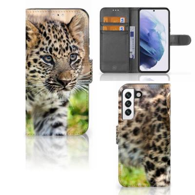 Samsung Galaxy S22 | Telefoonhoesje | Met pasjeshouder | Baby Luipaard