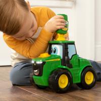 Tomy Johnny tractor met sleutel key 'n go - john deere - thumbnail