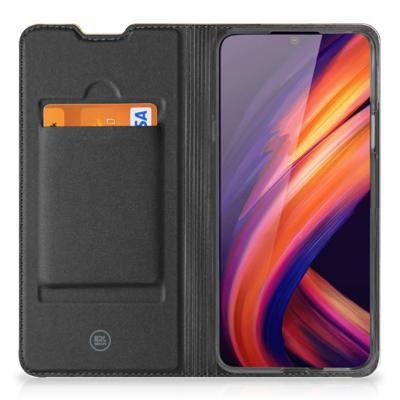 Motorola Edge 30 Pro Stand Case Polygon Color