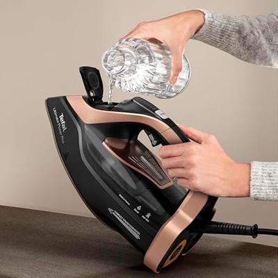 Tefal FV9E50 Ultimate Power Pro Stoomstrijkijzer Zwart/Koper - thumbnail