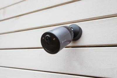 EZVIZ BC1C 4K Beveiligingscamera Buiten Wifi Draadloos, Batterijduur van 10400 mAh, AOV-modus, Detectie van Mensen/Voertuigen, Nachtzicht in Kleur, Actieve Verdediging, Tweewegaudio