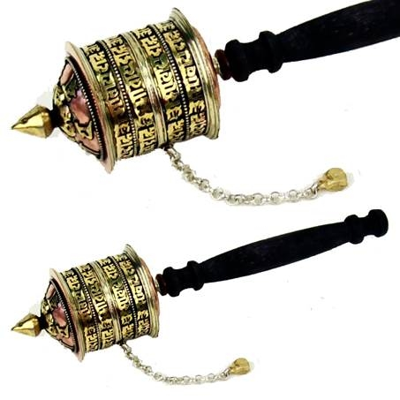 Gebedsmolen Om Mani Pad Me Hum Handmodel (24 x 6 cm)