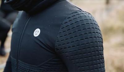 AGU Seamless Fietsshirt Lange Mouwen Performance Heren - Zwart - XL/XXL AGU Seamless Fietsshirt Lange Mouwen Performance Heren - Zwart - XL/XXL